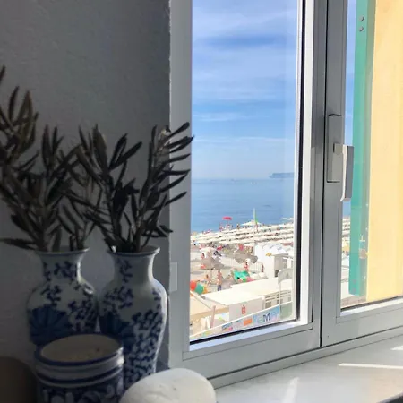 Varazzesuite Valentina 公寓 瓦拉泽
